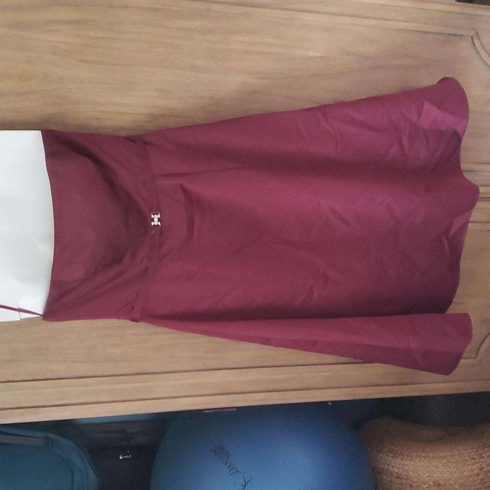 Michelangelo, Size 14, Ruby Red, Semi Formal - image 1